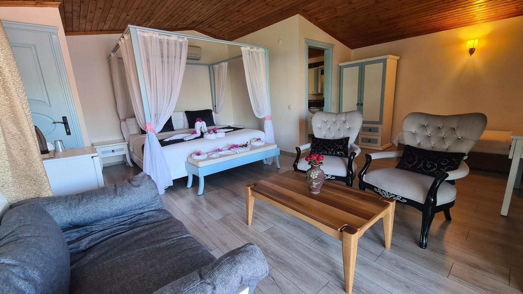 Aphrodite Hotel ボズブルン エクステリア 写真